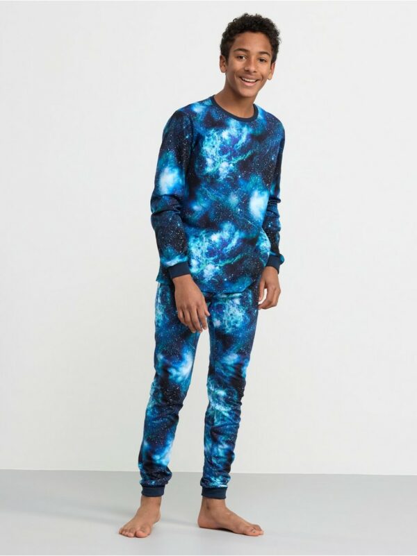 Pyjama set with space print
