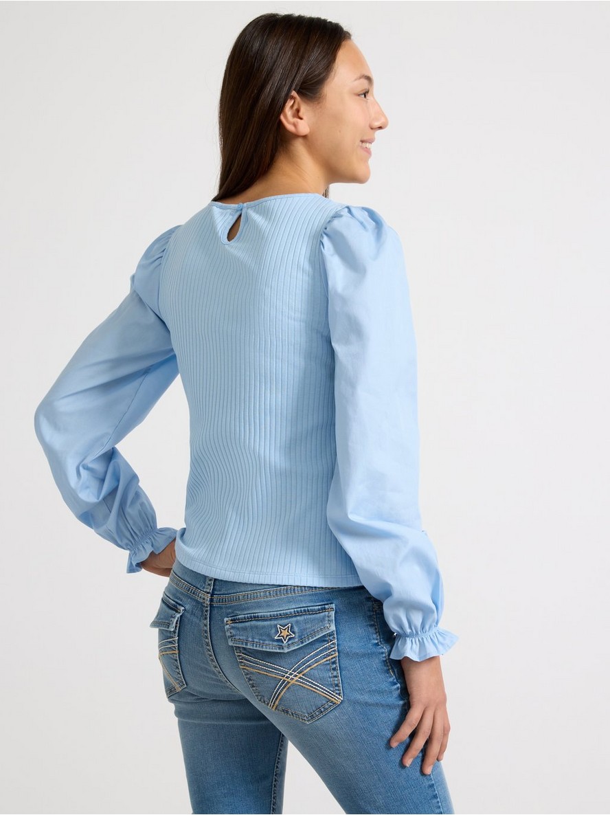 Ribbed Top with puff sleeves