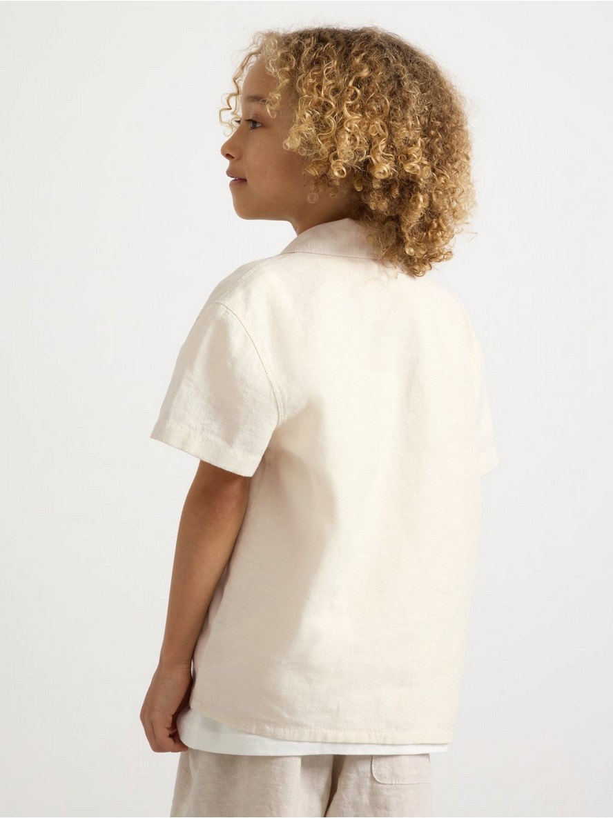 Short-sleeved shirt in linen blend