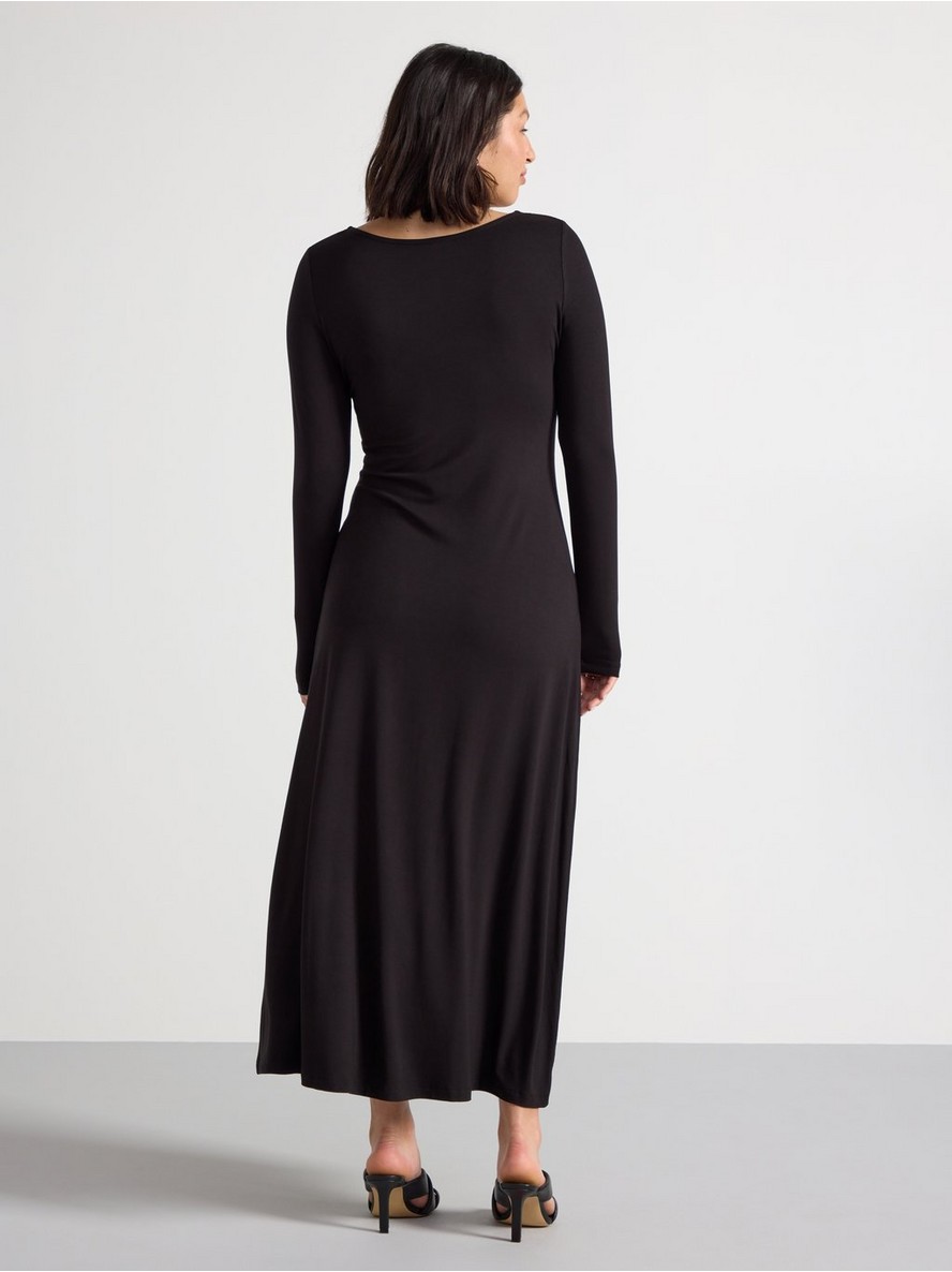 Long-sleeved maxi dress