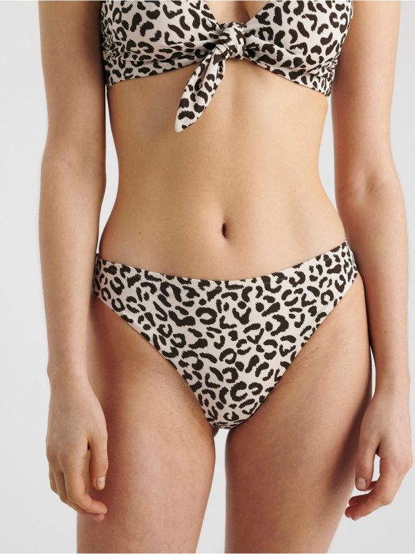 Regular bikini briefs with leo pattern - L