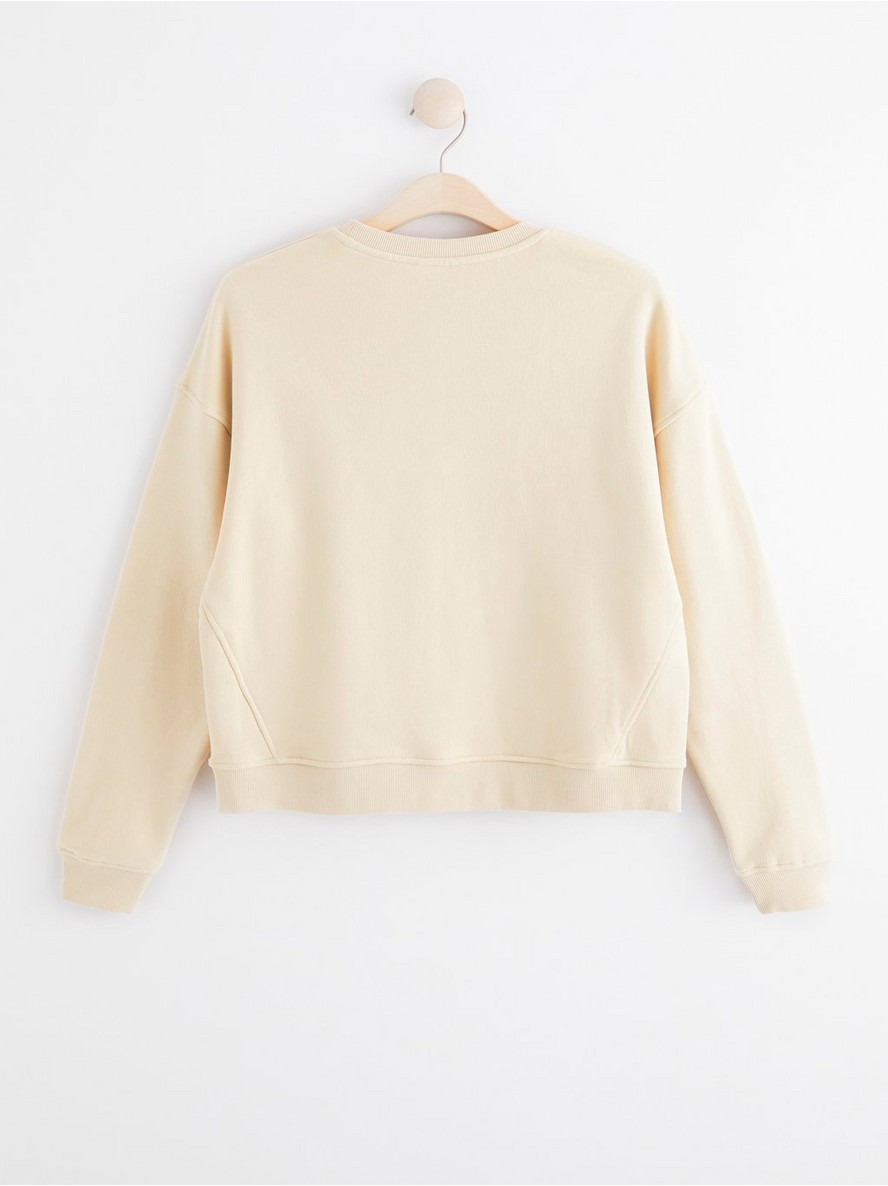 Sweatshirt with dropped shoulders