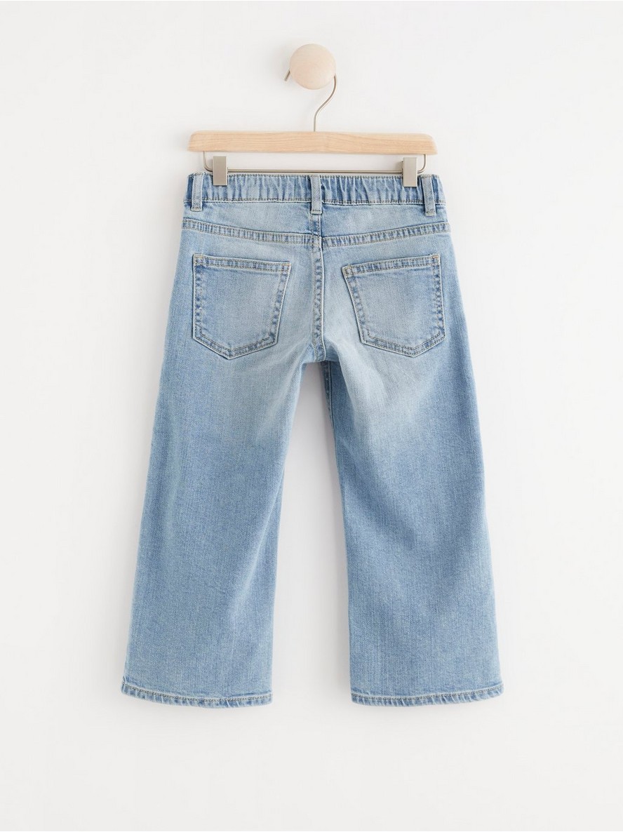 Jeans with straigh leg