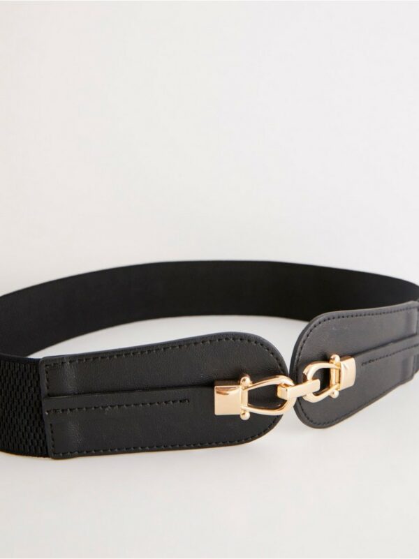 Elasticated waist belt with golden buckle