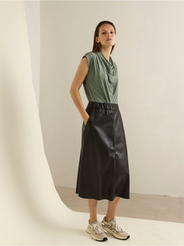 Imitation leather skirt
