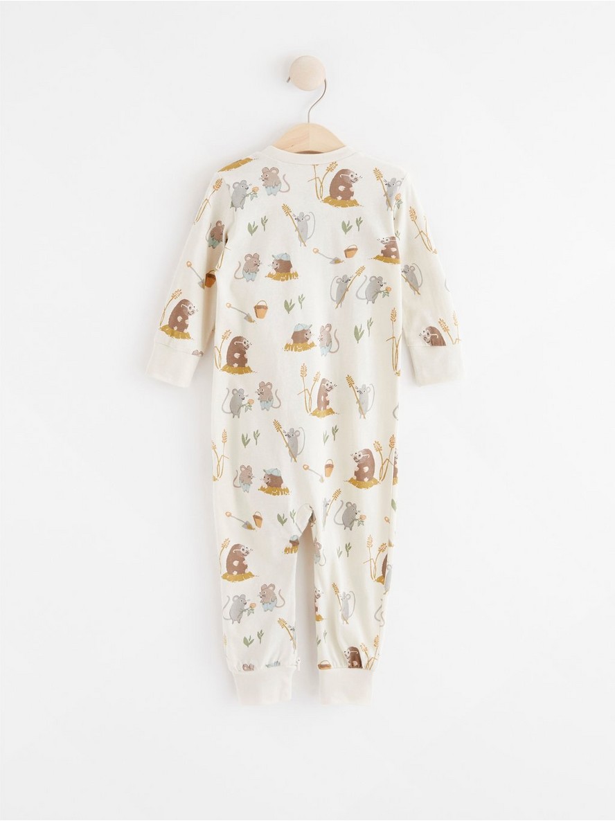 Pyjamas with moles and mice