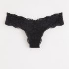 Thong low with lace