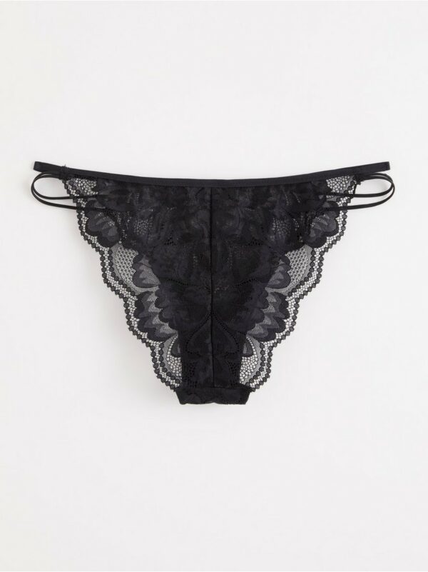 Brazilian low briefs with lace