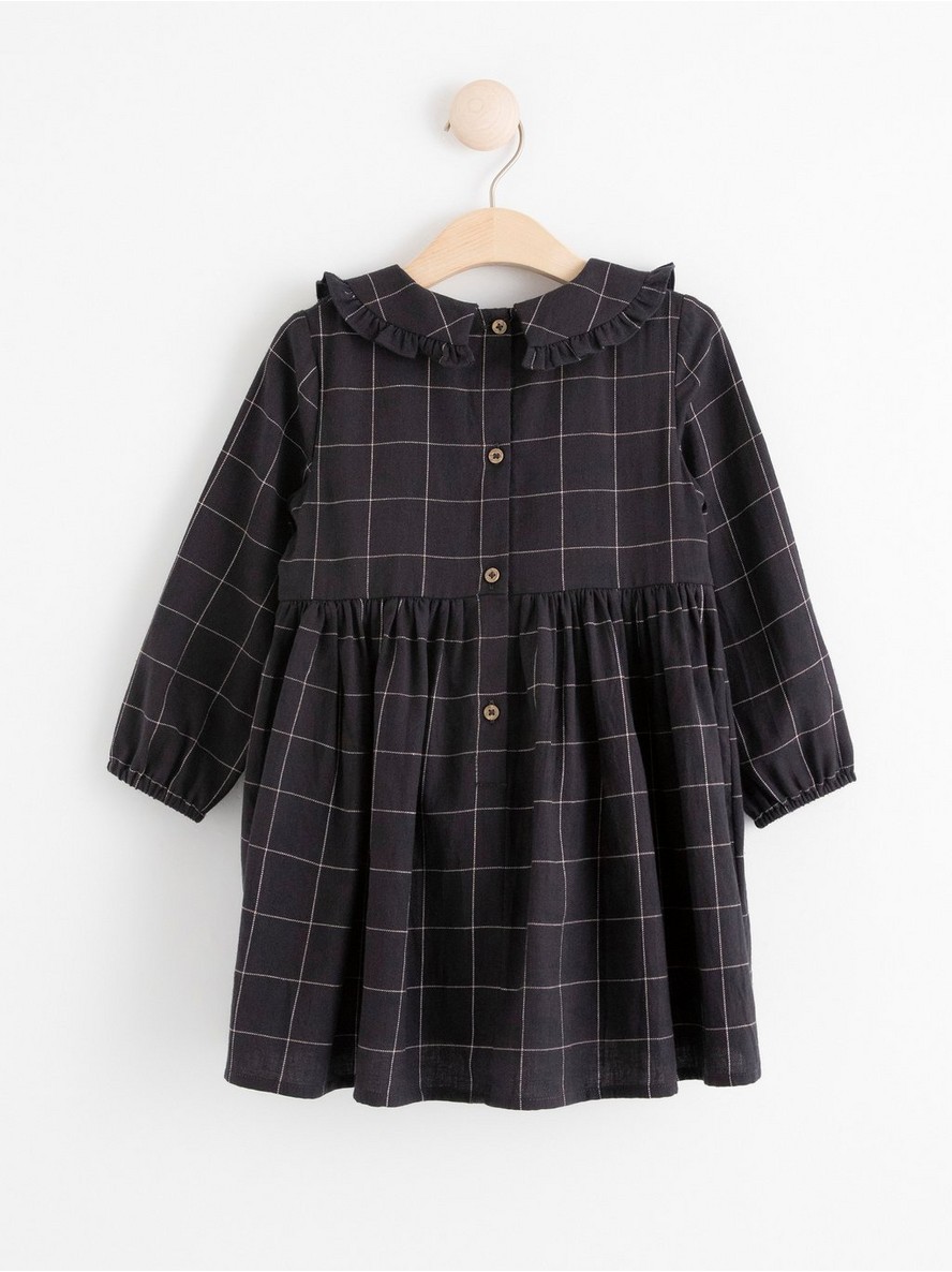 Checked dress with collar
