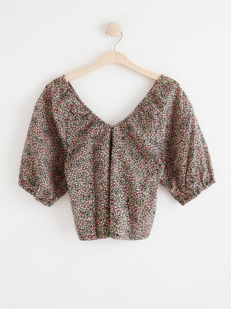 Patterned puff sleeve blouse