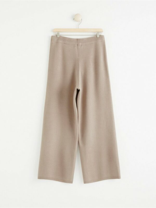Wide knitted trousers