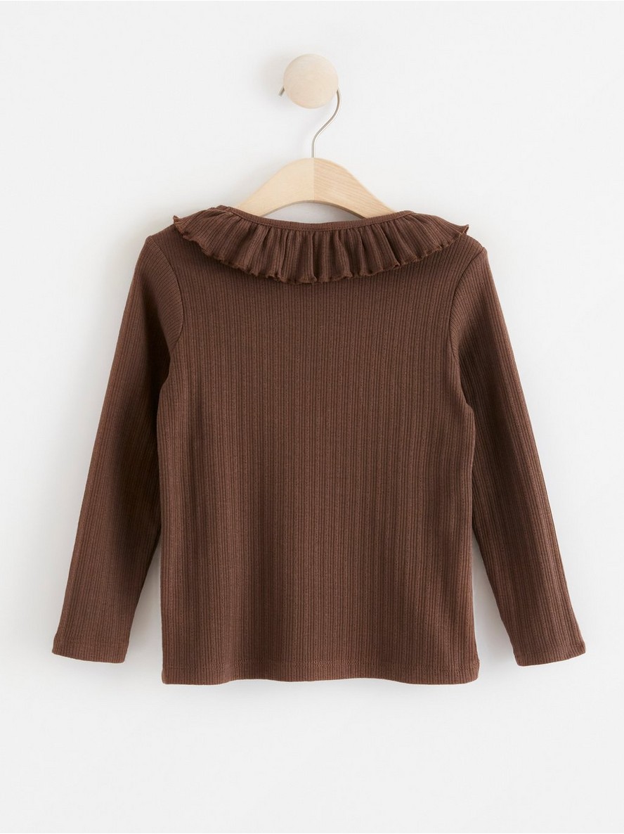 Long sleeve top with frill collar