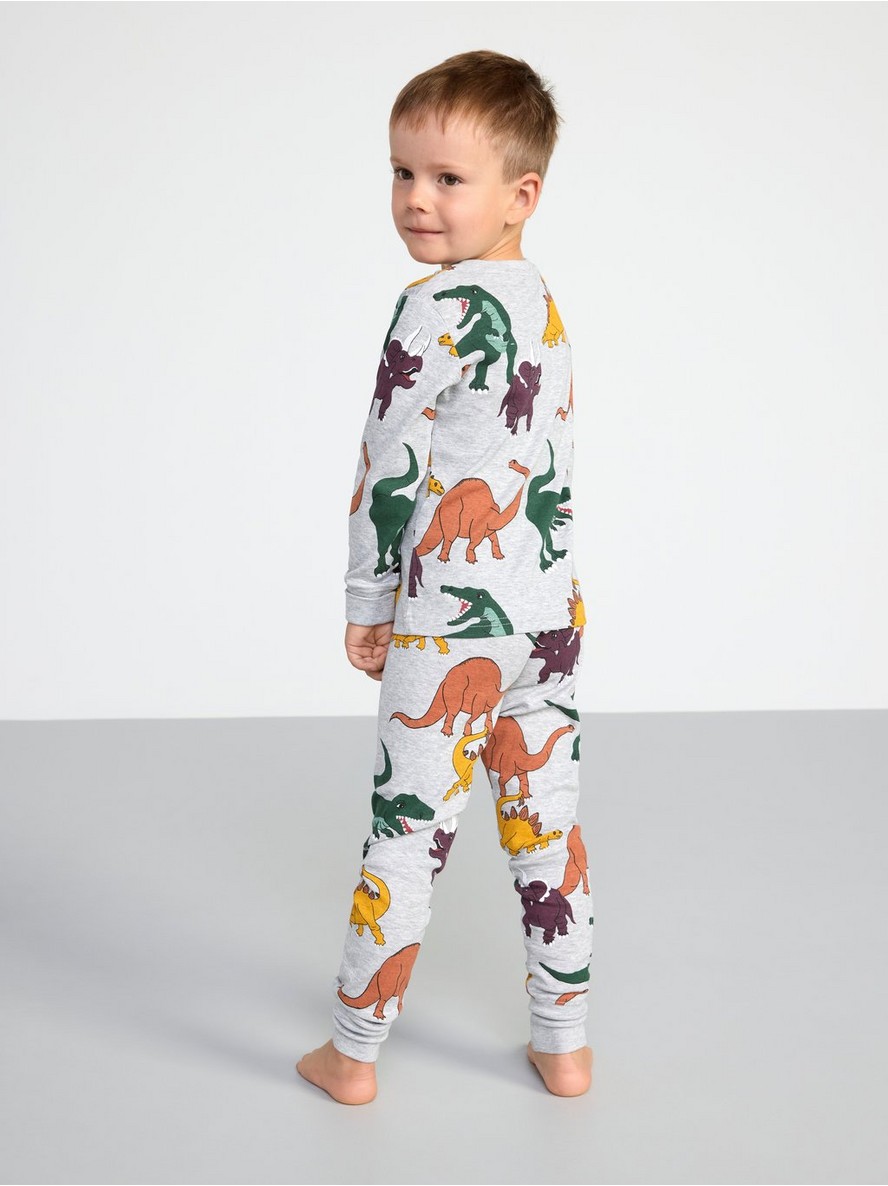 Pyjama set with dinosaurs