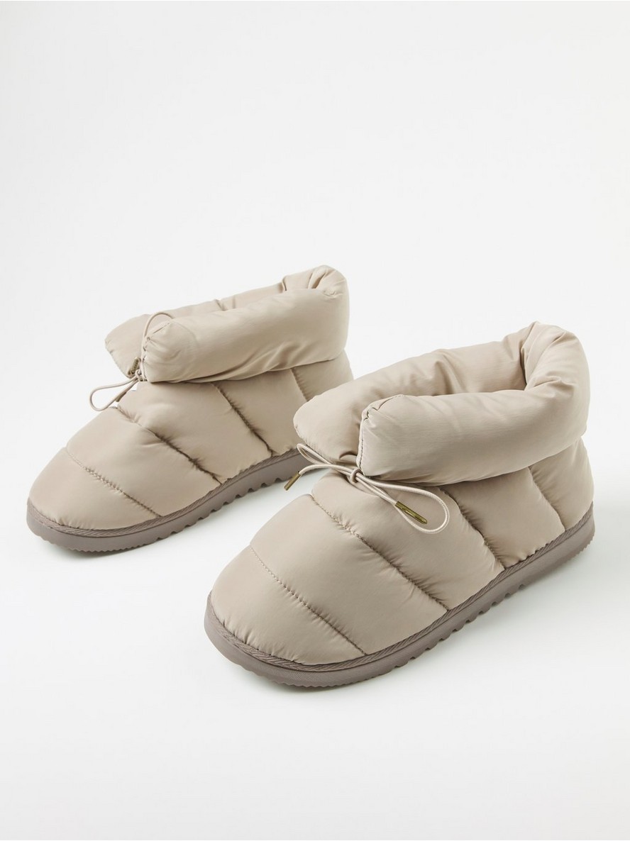 Padded slippers