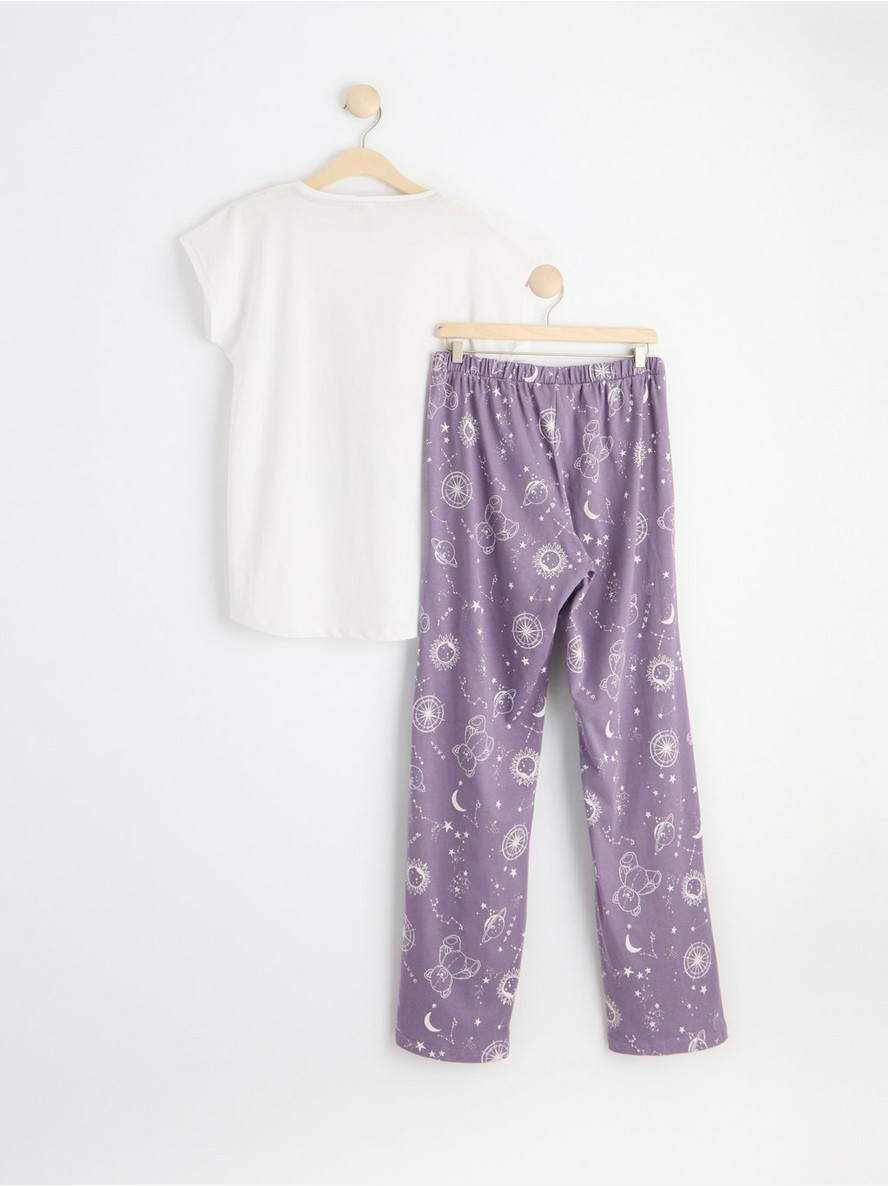 Pyjama set with t-shirt and trousers