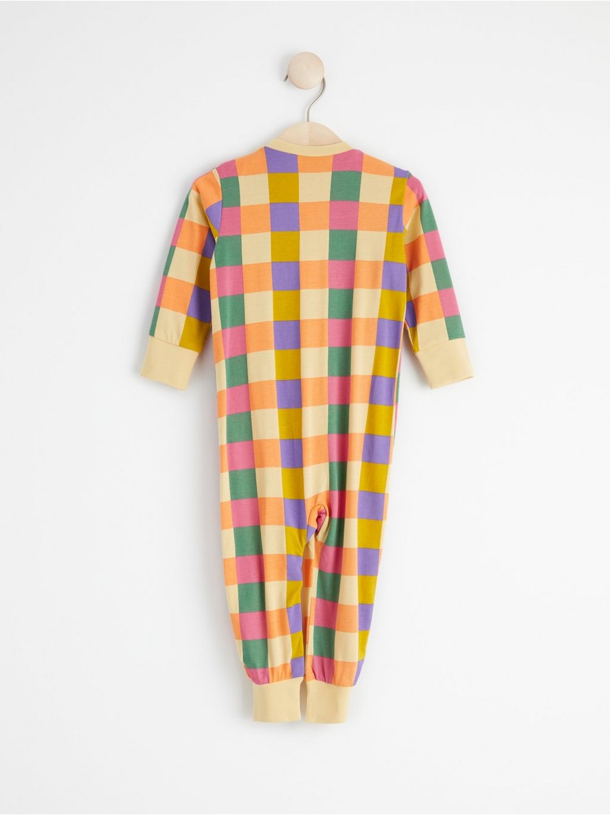 Pyjamas with allover checked print