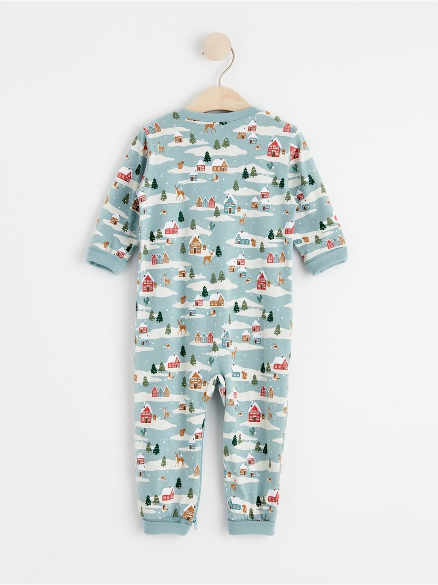Pyjamas with snowy landscape