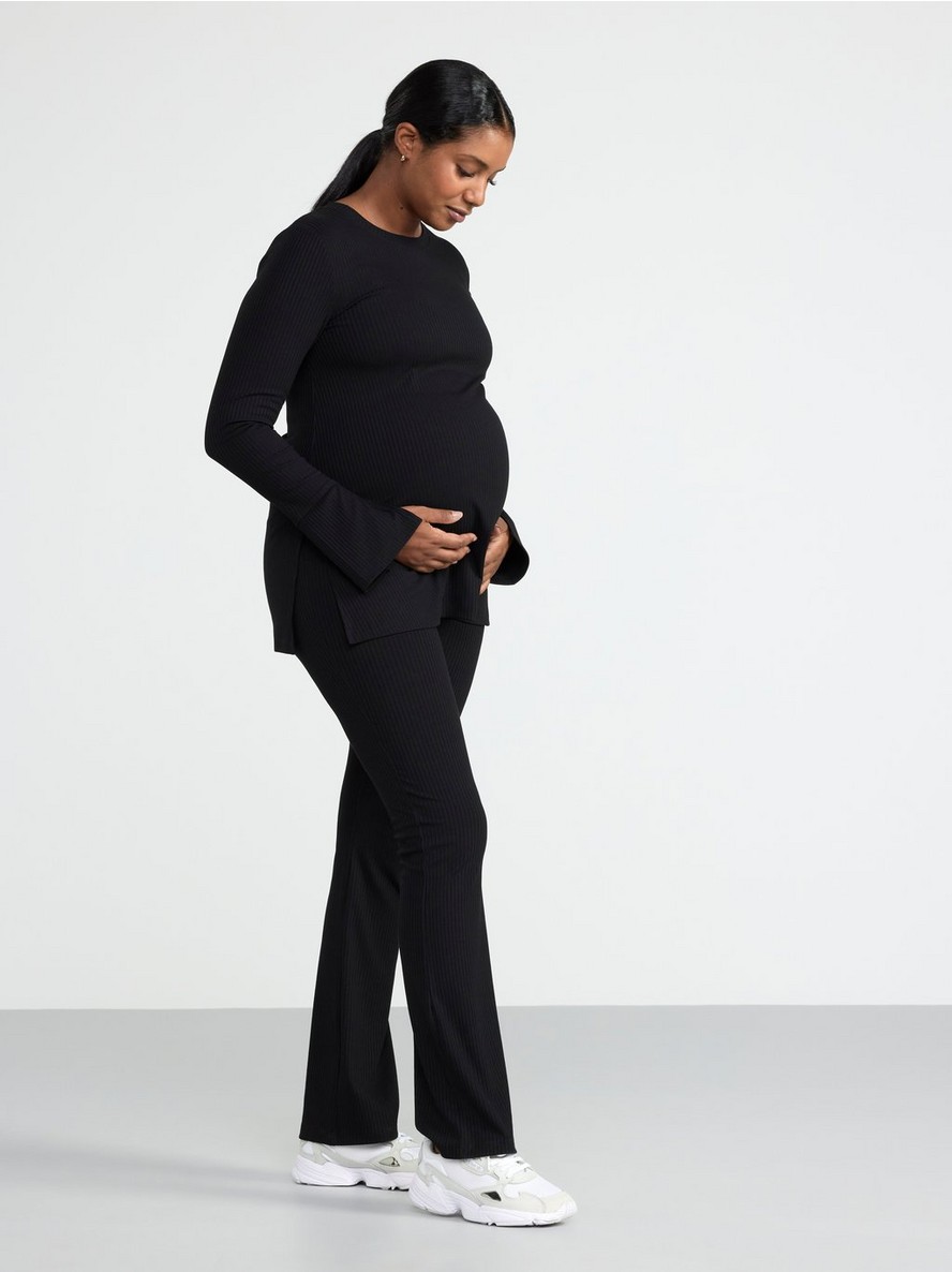 MOM Long sleeve top with slits