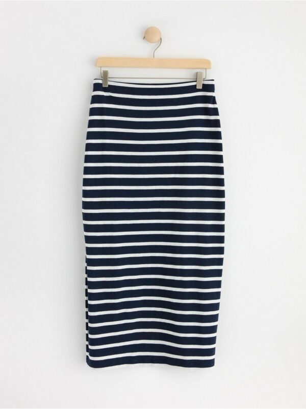 Striped fitted midi skirt