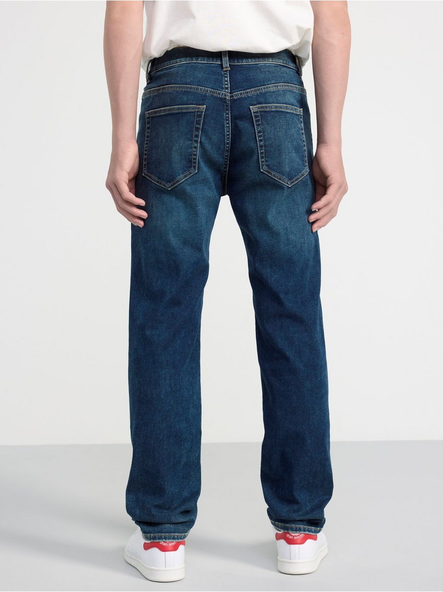 STAFFAN Straight regular waist jeans with brushed inside