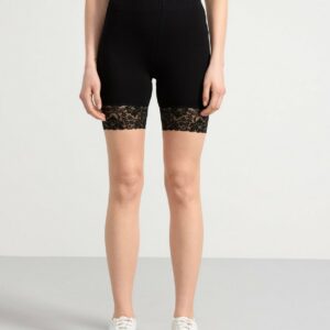 Cycling shorts with lace trim