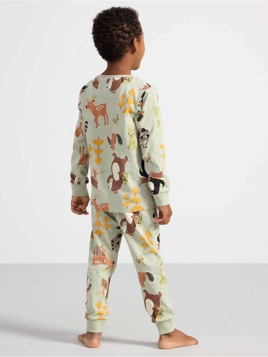 Pyjama set with forest print