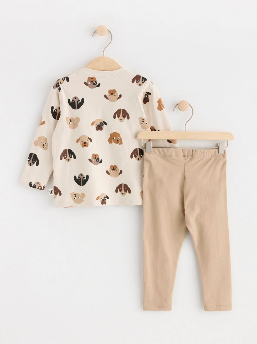 Set with long sleeve top and leggings