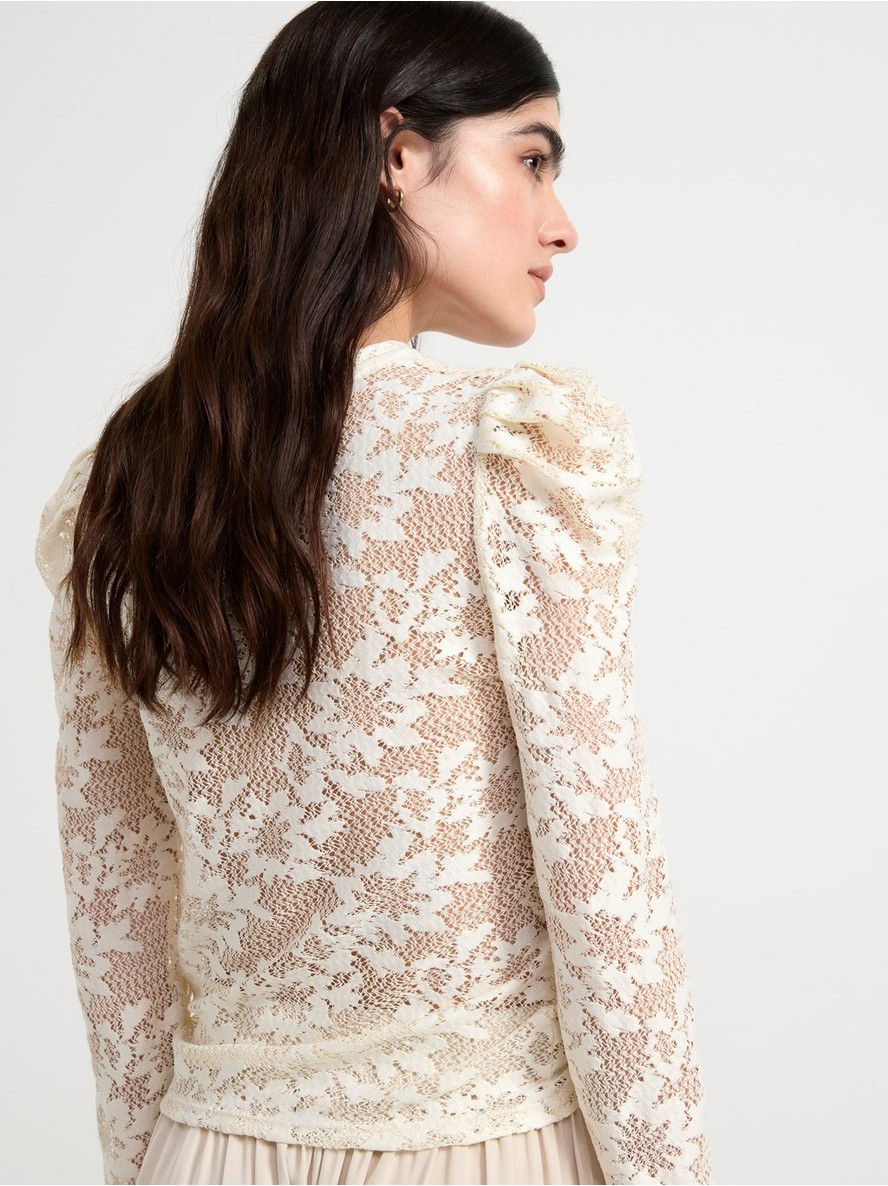 Long sleeve lace top