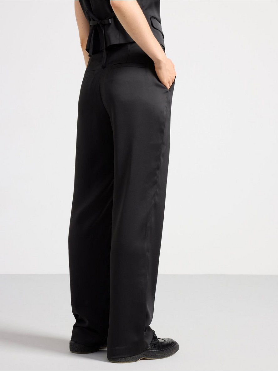 Trousers in satin