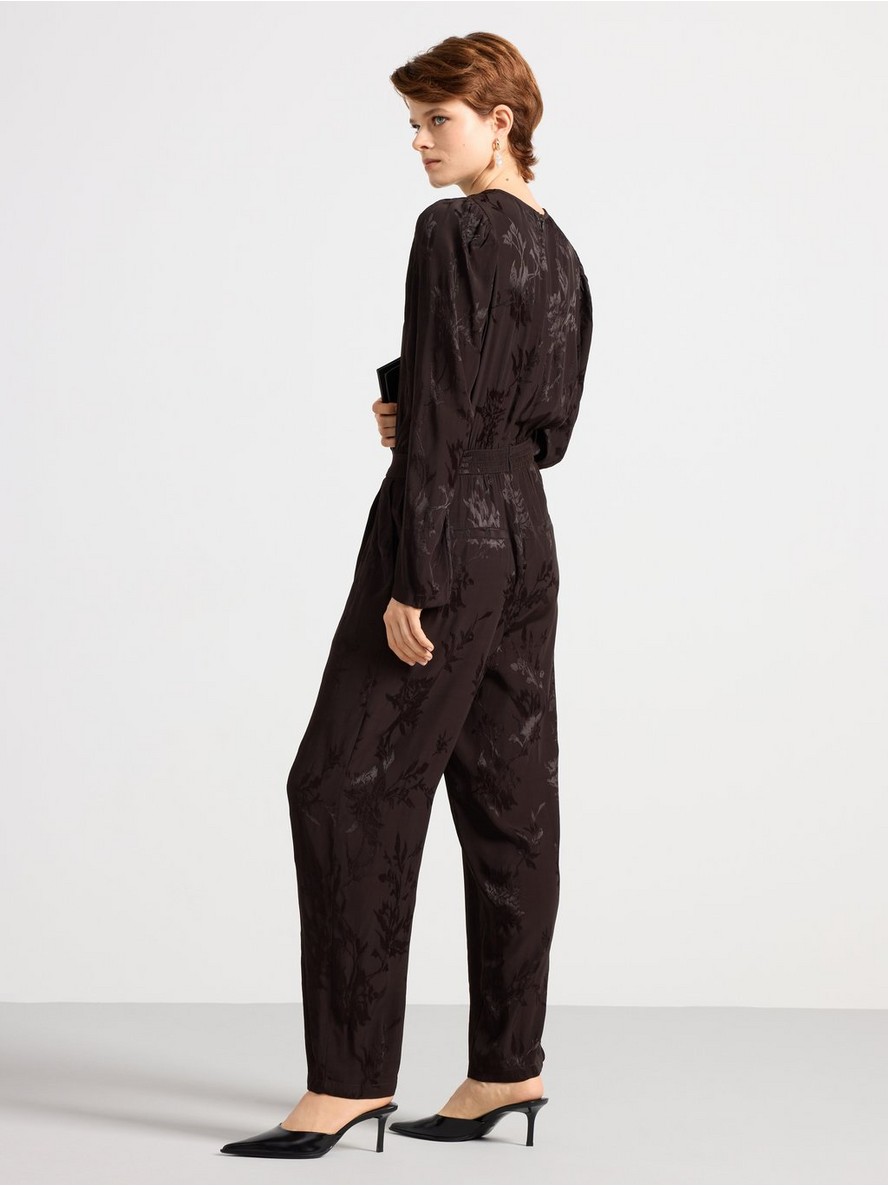 Jumpsuit with puff sleeves