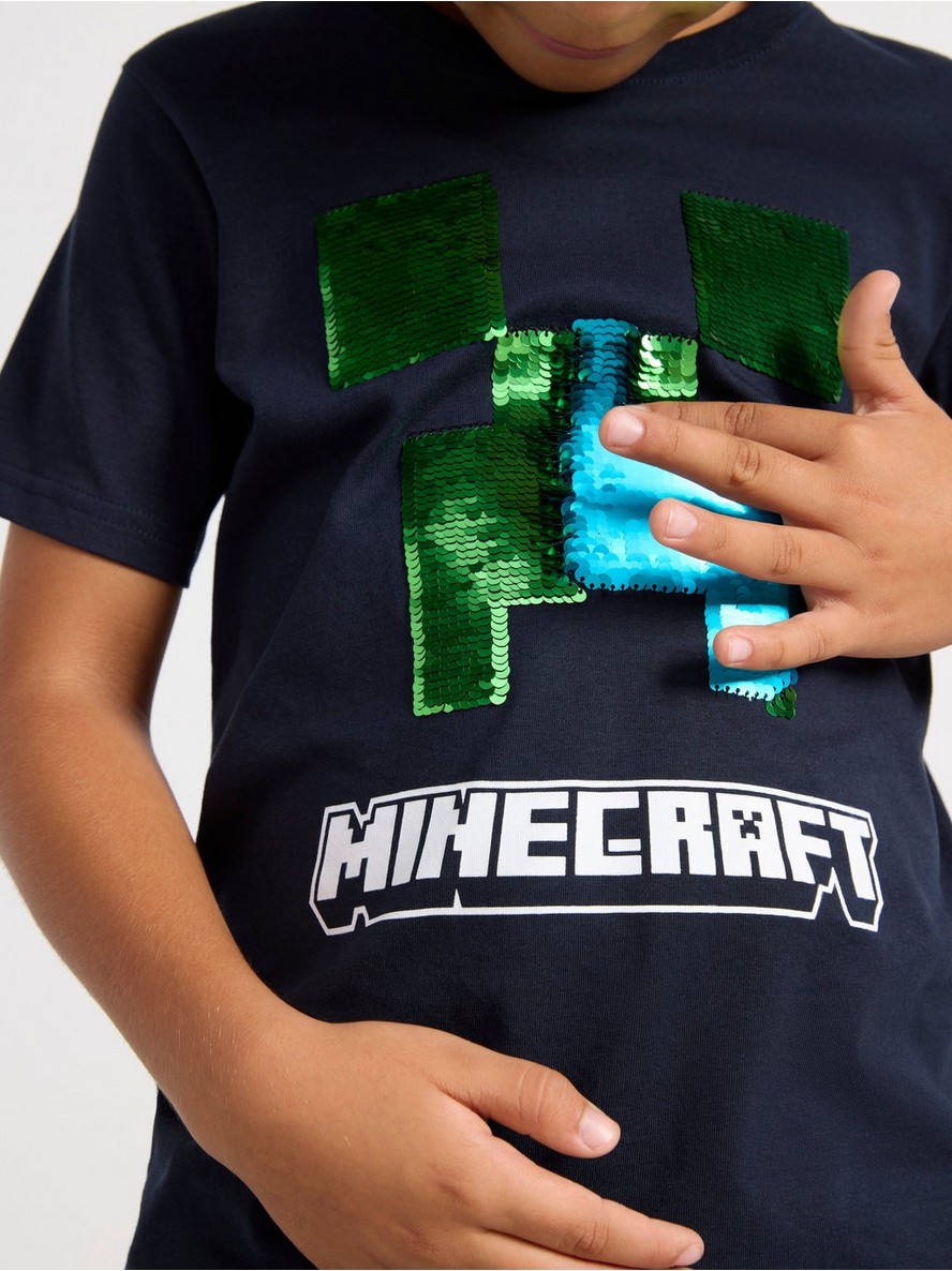 Minicraft T-shirt with reversible sequins