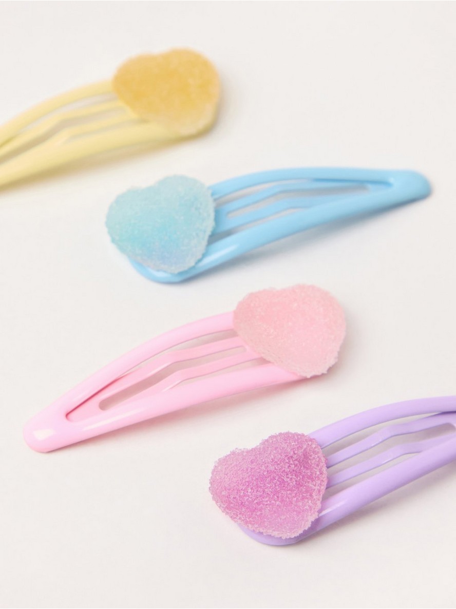 Hairclips with hearts